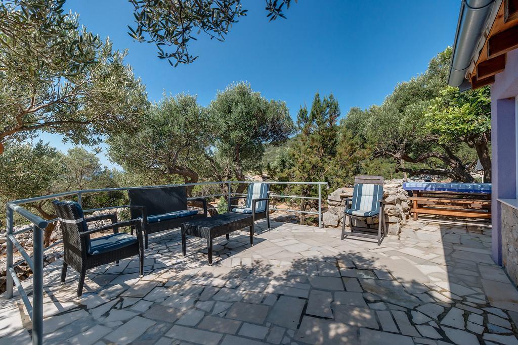 Holiday Home Nikol Veli Lošinj Exteriör bild